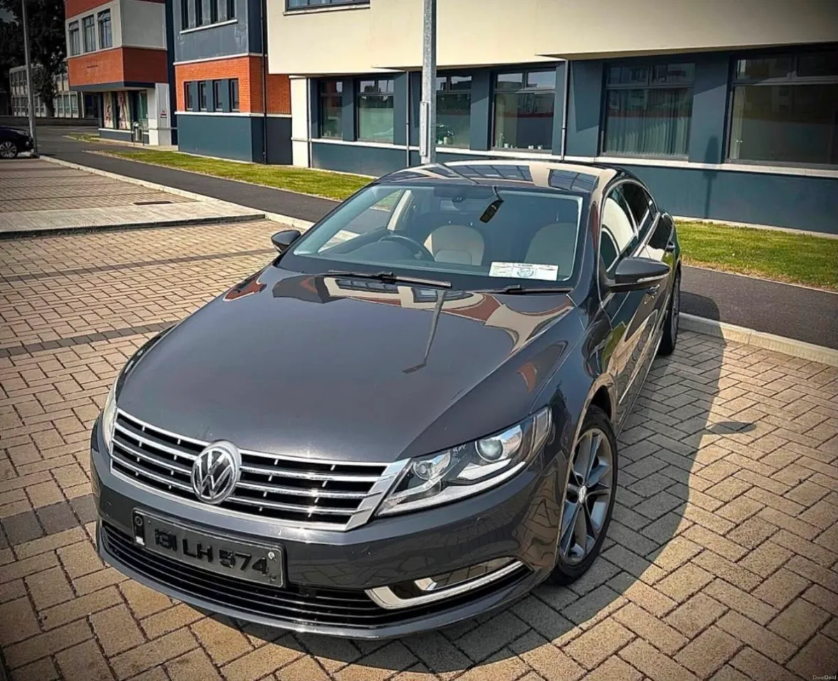 Volkswagen Passat CC - Image 2