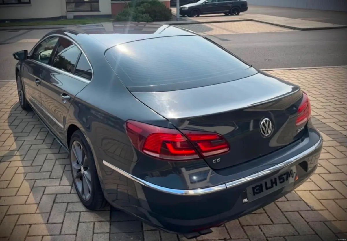 Volkswagen Passat CC - Image 3