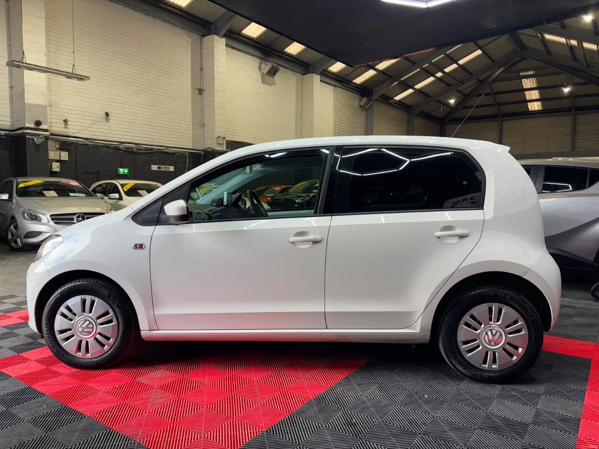 2013 Volkswagen Up! Automatic - Image 5
