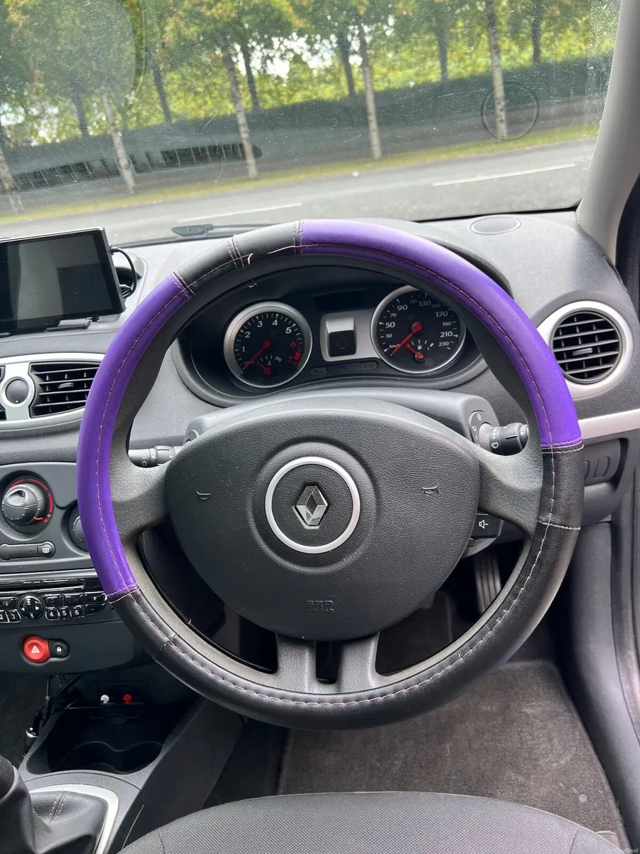 Renault Clio 2011 - Image 5