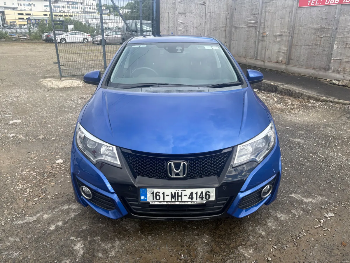 Honda Civic 2016 - Image 2