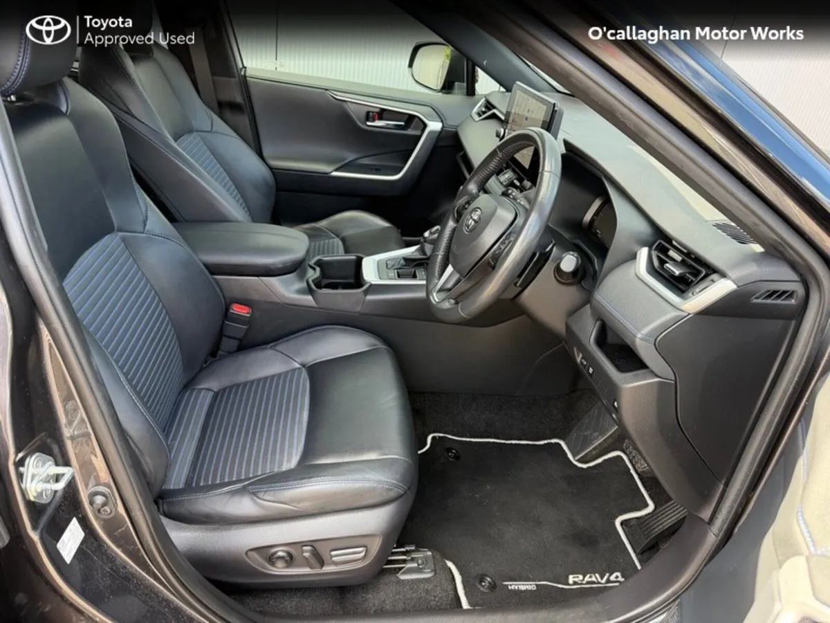 Toyota RAV4 RAV4 HYBRID SPORT - Image 6