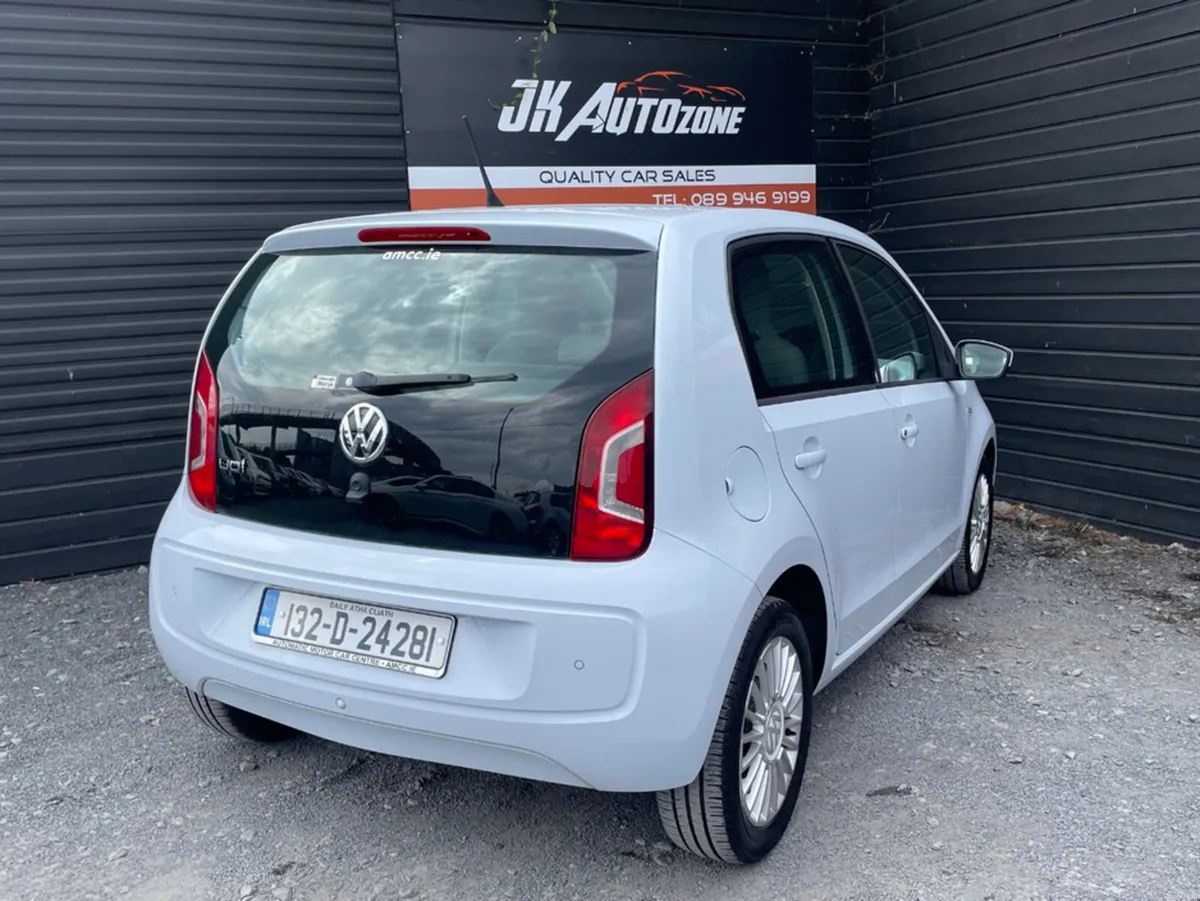 Volkswagen up! 1.0 5DR AUTO - Image 6