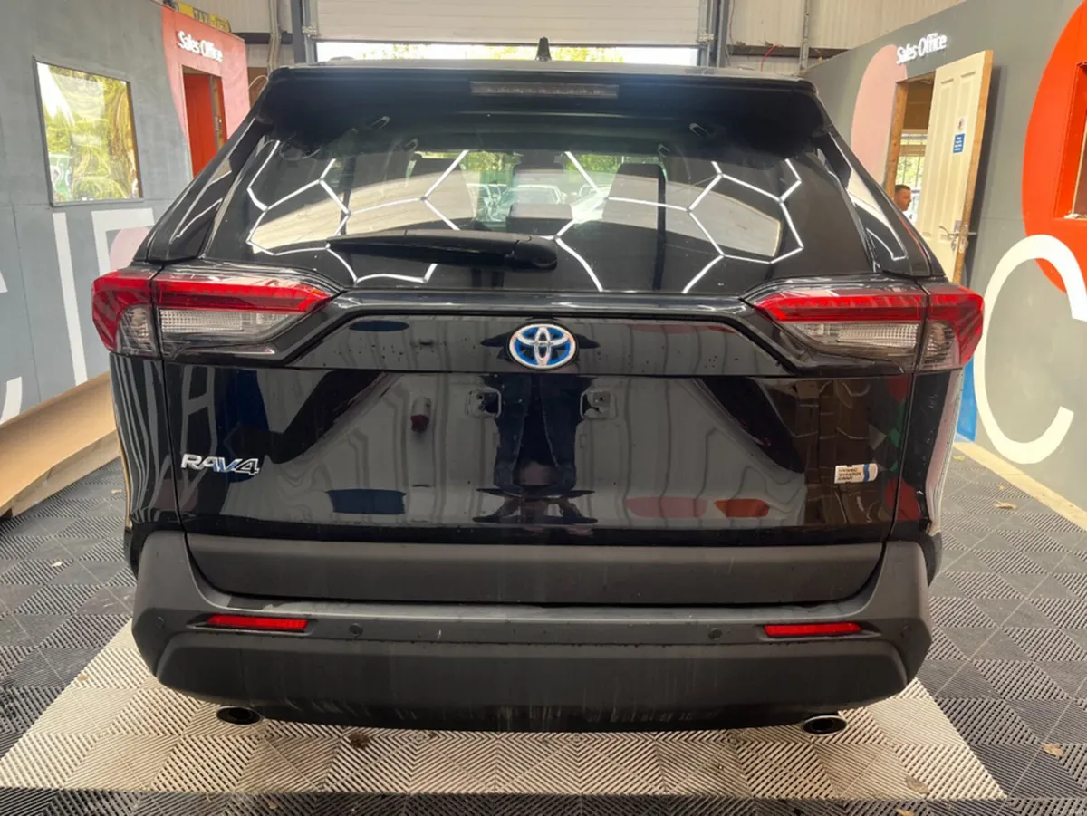Toyota RAV4 2024 TOYOTA RAV4 HYBRID X 2.5 AUTOMATI - Image 3