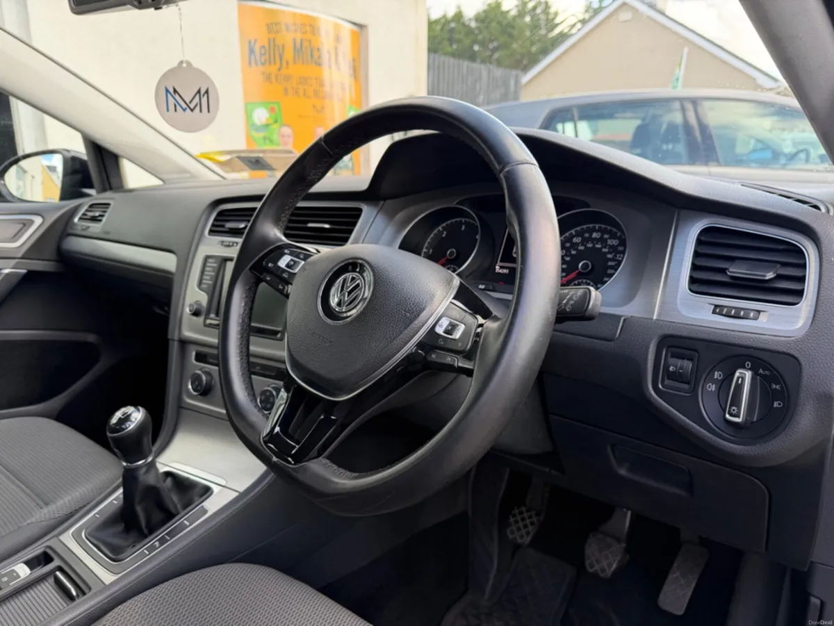 Volkswagen Golf MATCH BLUEMOTION - Image 6