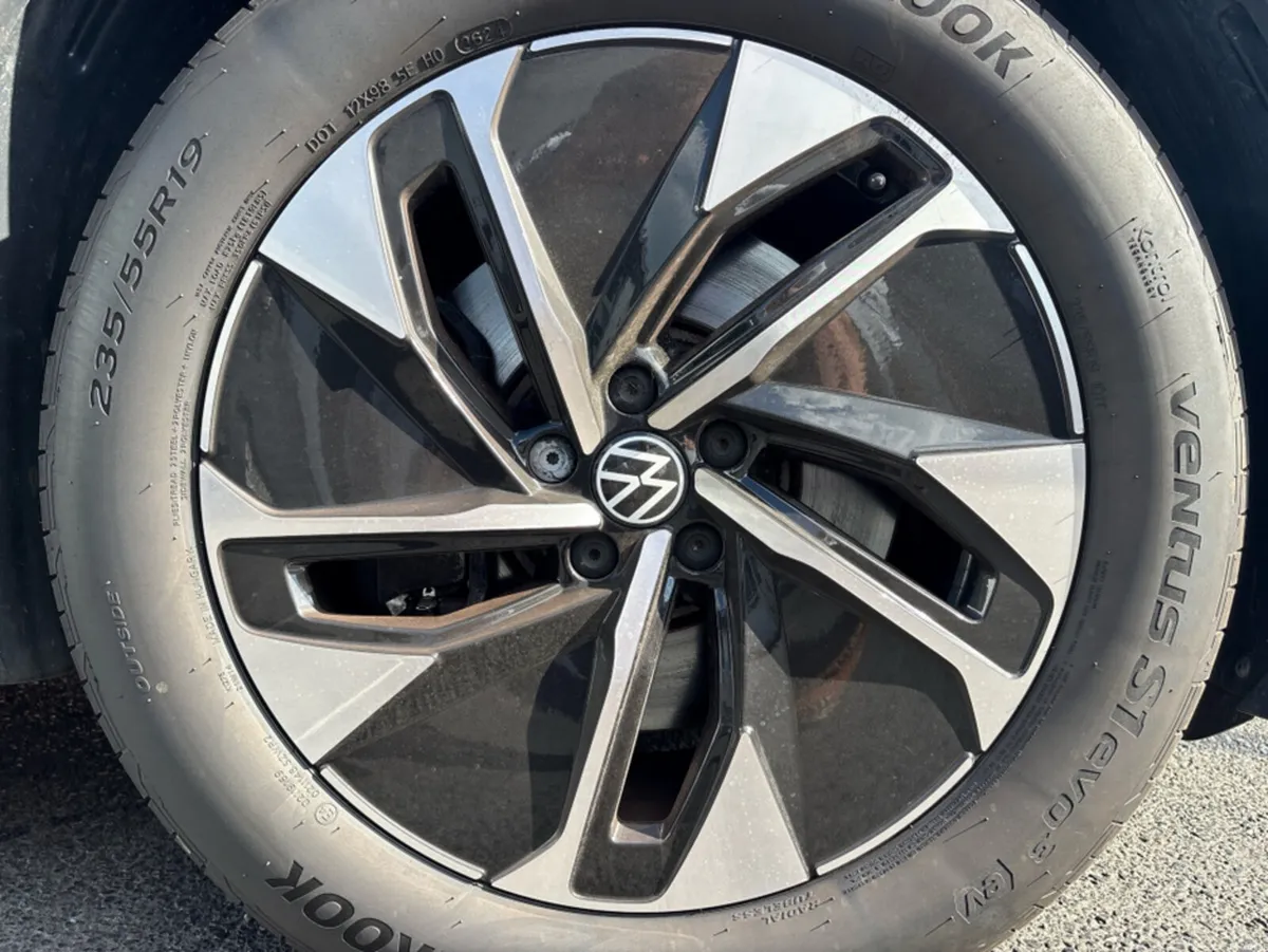 Volkswagen ID.5 STYLE PRO - Image 6