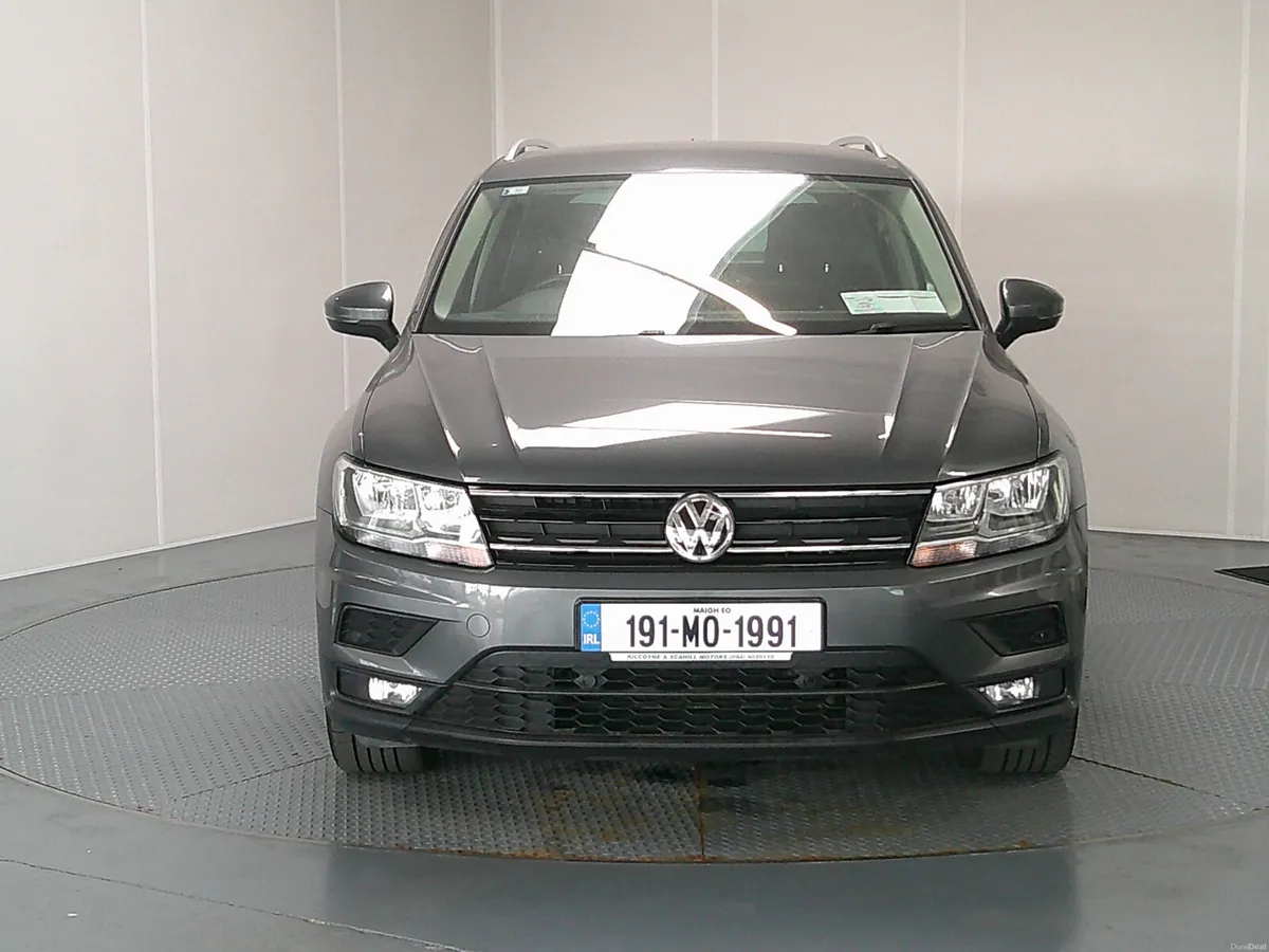 Volkswagen Tiguan 2019 - Image 2