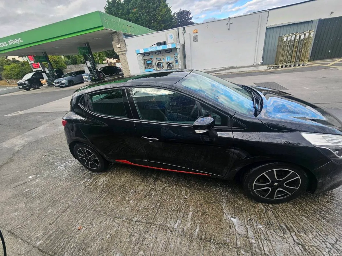 Renault Clio IV Dynamique 1.5 DCI 90 E 4DR, 2014 - Image 4