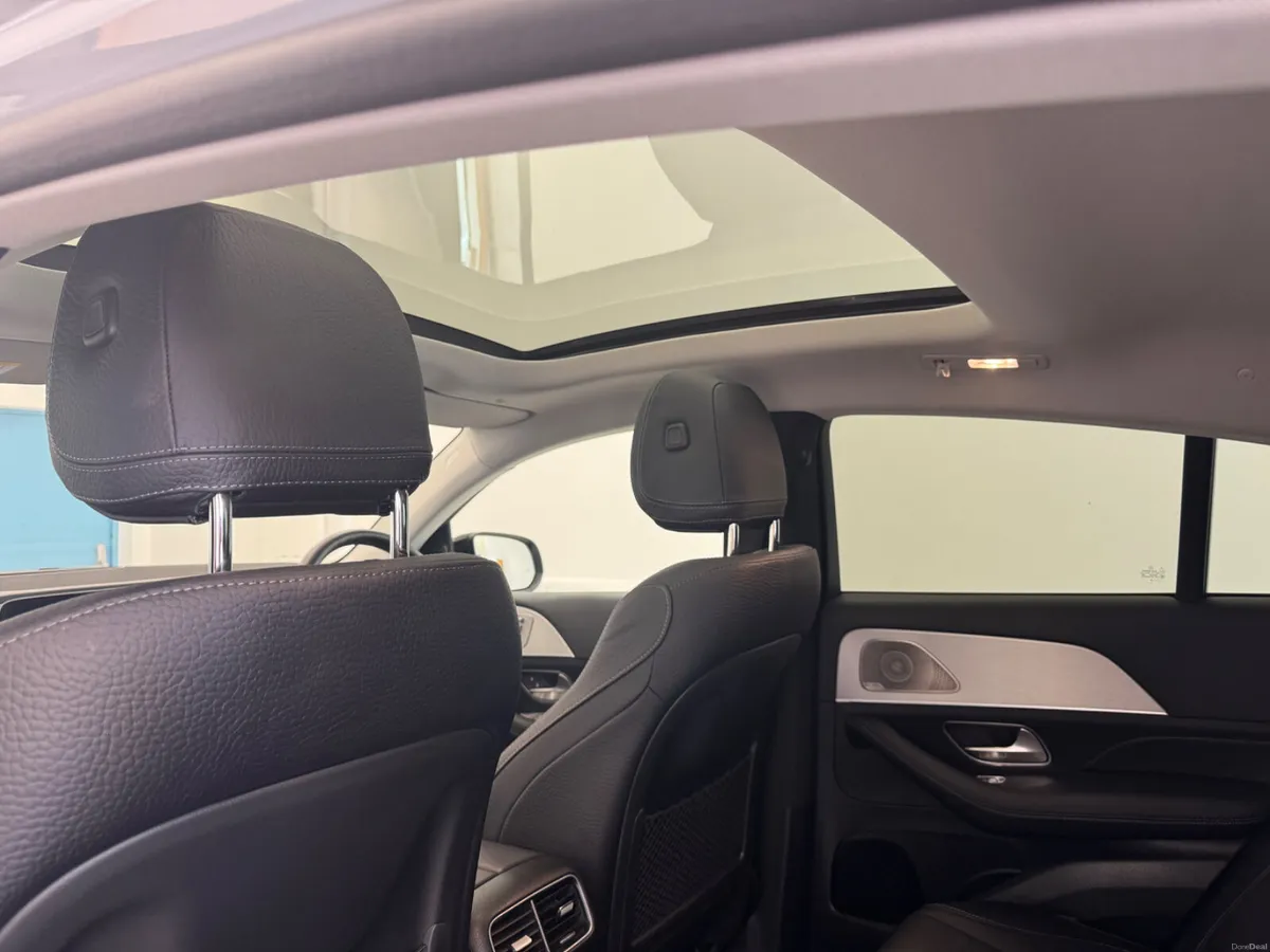 Mercedes-Benz GLE COUPE 2025 - Image 5