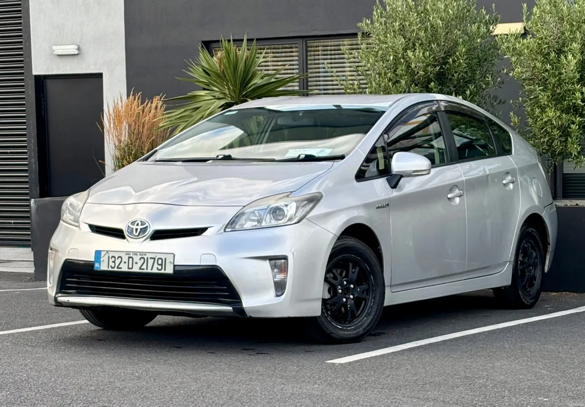 2013 Toyota Prius*Fresh NCT July 27*Cruise Control - Image 3