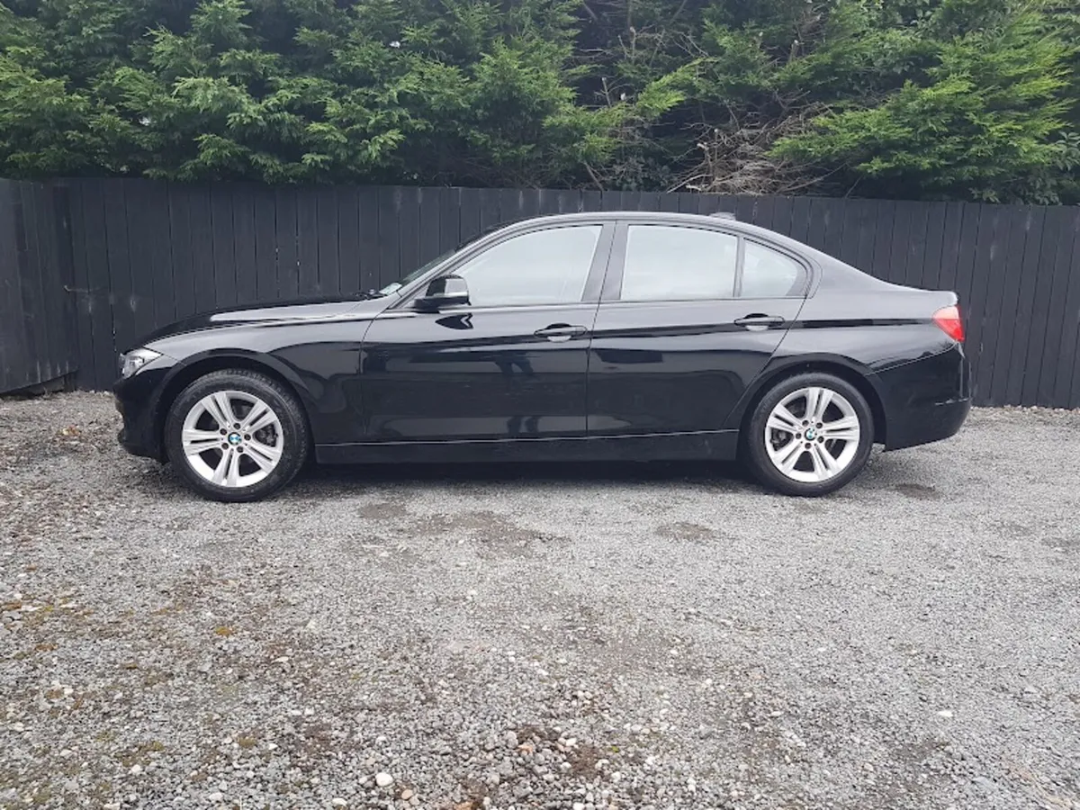 141 BMW 318D ...SPORT - Image 6