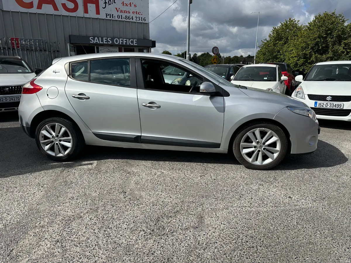 Renault Megane 1.6 Petrol NCT TAX LOW KMS - Image 4