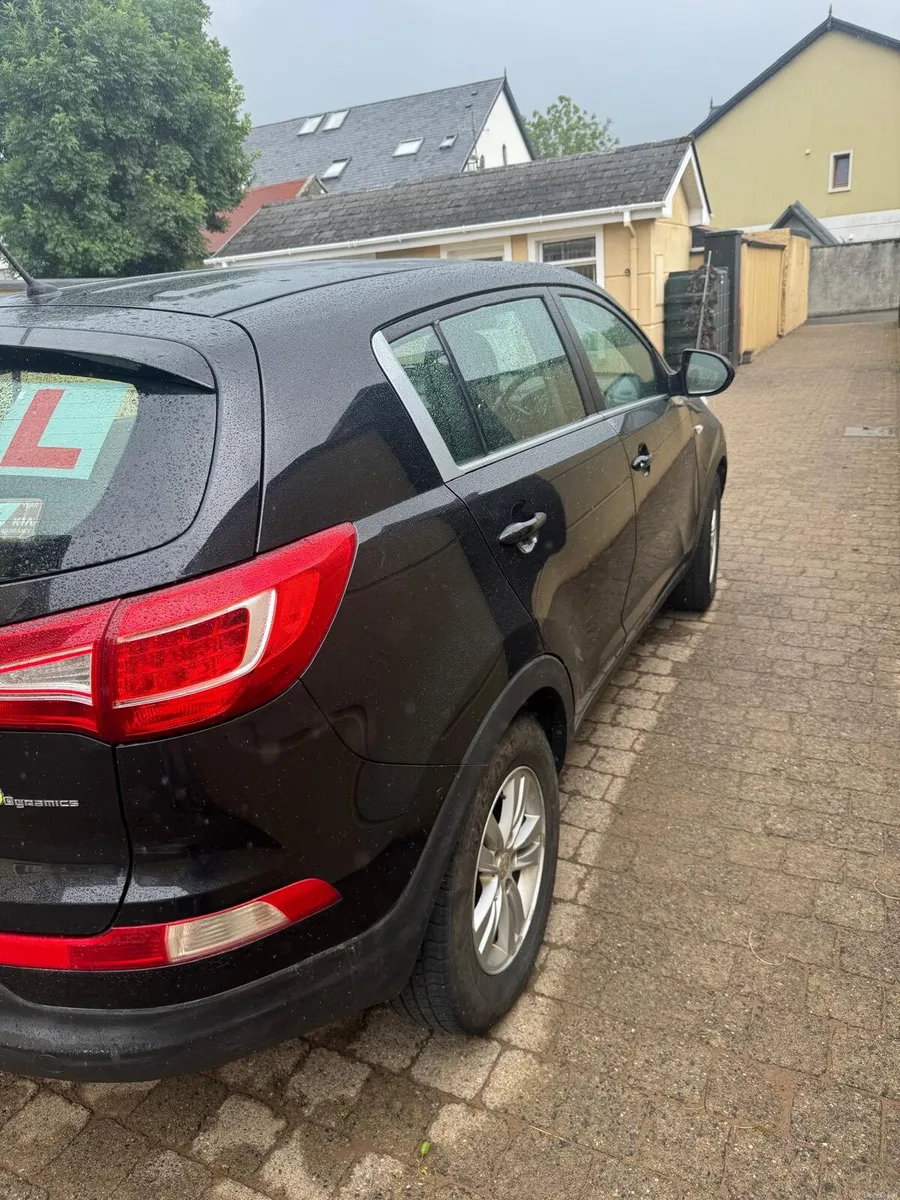 Car - Image 1