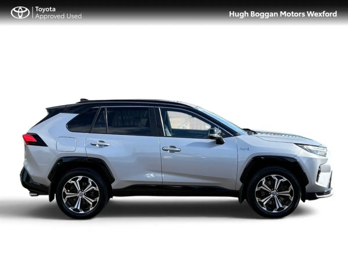 Toyota RAV4 PLUG-IN HYBRID SPORT 4 WHEEL DRIVE!!! - Image 3