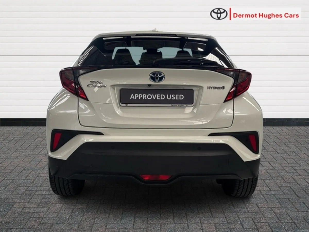 Toyota C-HR 1.8 HYBRID SPORTMONO 4DR SPORT AUTO - Image 4