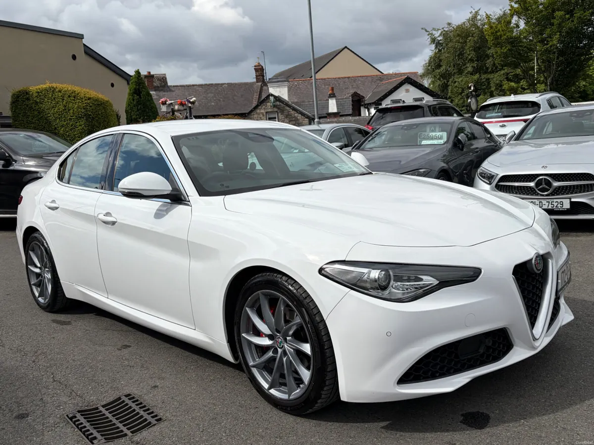 171 Alfa Romeo Giulia Super Luxury 200BHP - Image 3