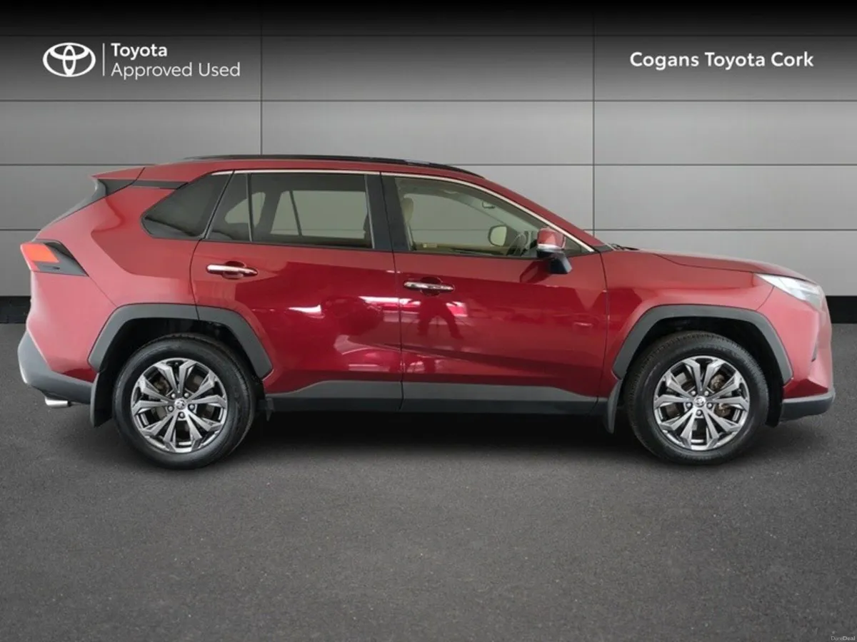 Toyota RAV4 RAV4 HYBRID PLATINUM FWD 4DR A - Image 3