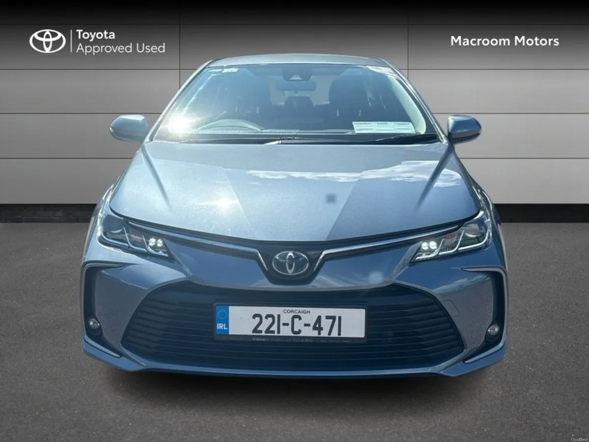 Toyota Corolla HYB LUNA SALOON 4DR AUTO - Image 5