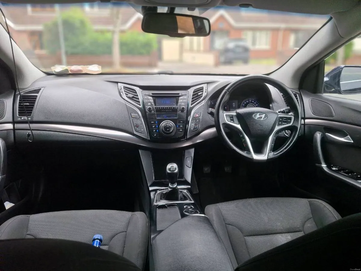 Hyundai I40 test and tax - Image 4