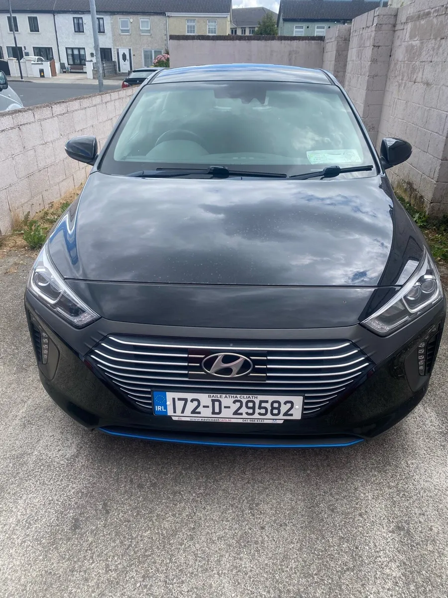 Hyundai ionic hybrid plugin - Image 1