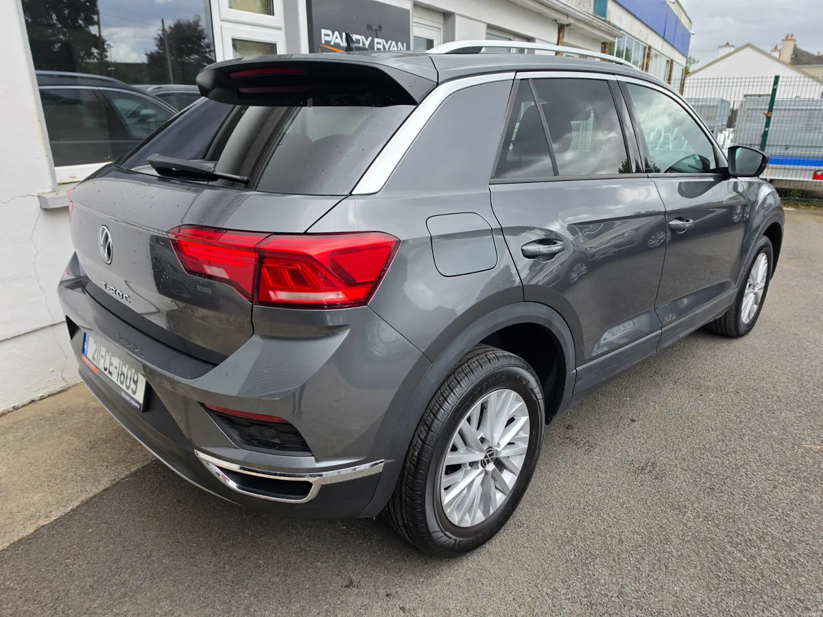 2021 Volkswagen T-Roc 2.0Tdi Design Manual - Image 3