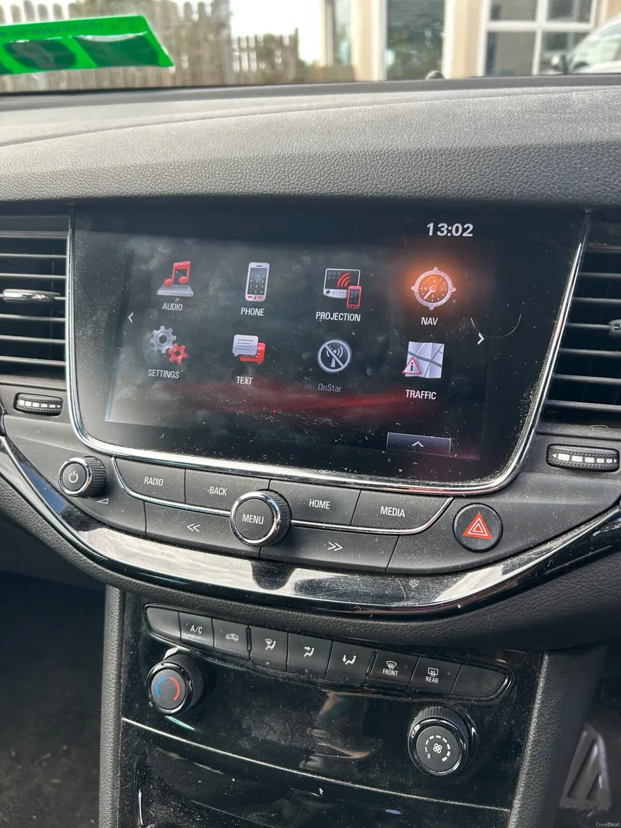 171 Vauxhall Astra GTC SRI 1.6 CDTI 5DR - Image 2