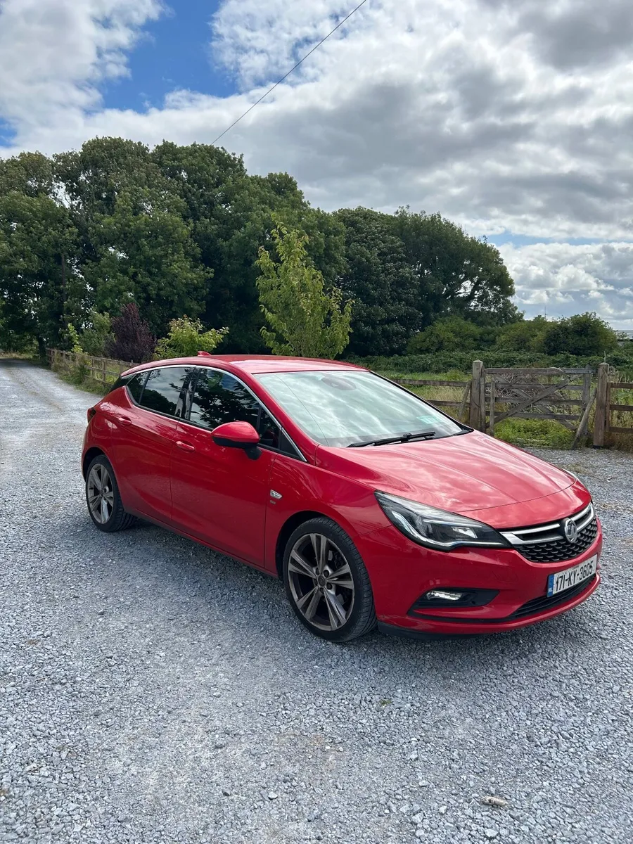 171 Vauxhall Astra GTC SRI 1.6 CDTI 5DR - Image 5