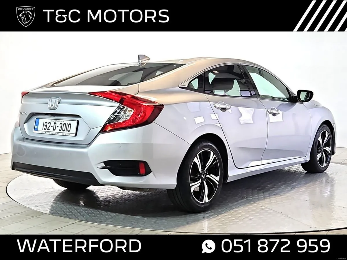 Honda Civic *Low Mileage* Smart Plus Model  Revers - Image 3