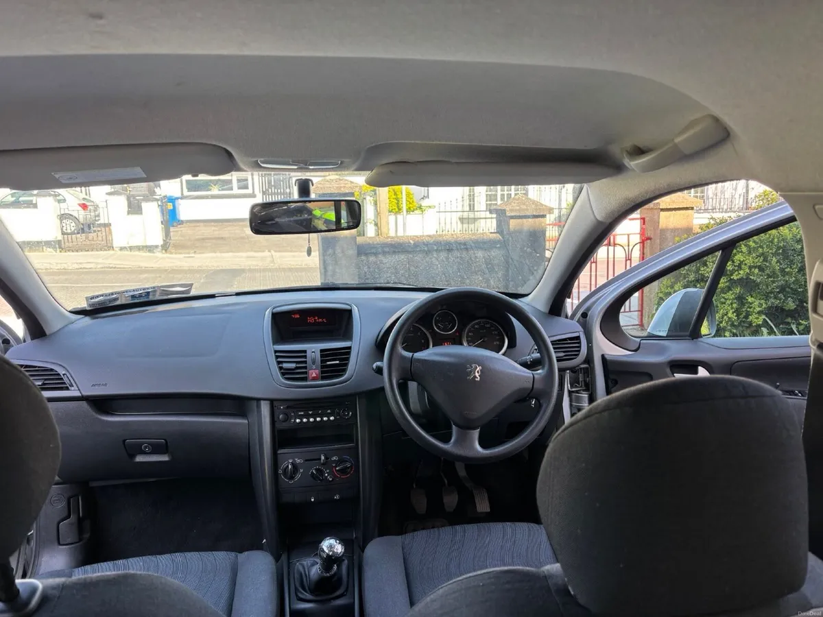 Peugeot 207 2007 - Image 2