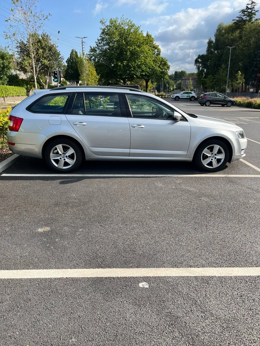 Skoda Octavia - Image 1