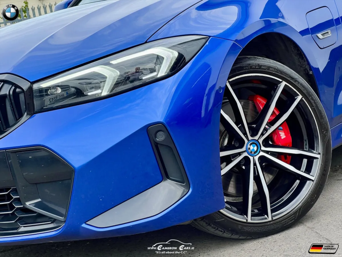 BMW 330e MSPORT PORTIMAO BLUE TOURING FINANCE ME - Image 4