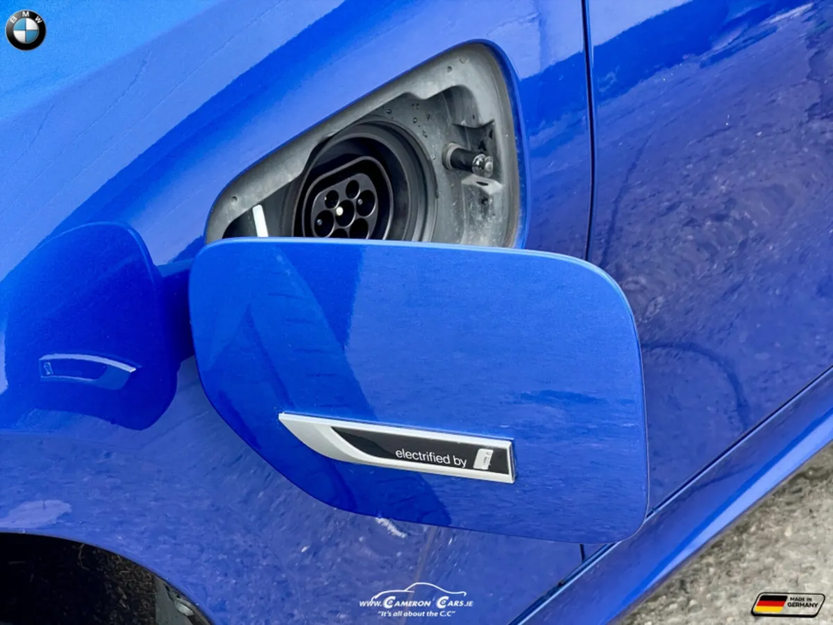 BMW 330e MSPORT PORTIMAO BLUE TOURING FINANCE ME - Image 5