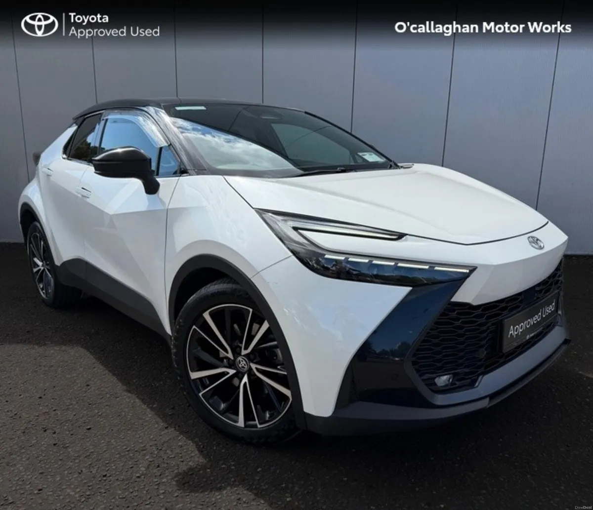 Toyota C-HR C-HR PHEV SOL - Image 1