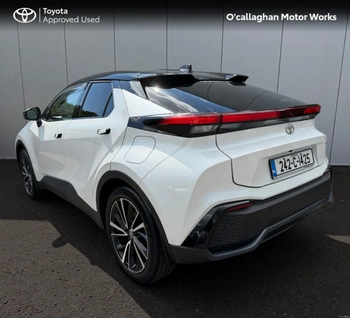 Toyota C-HR C-HR PHEV SOL - Image 3