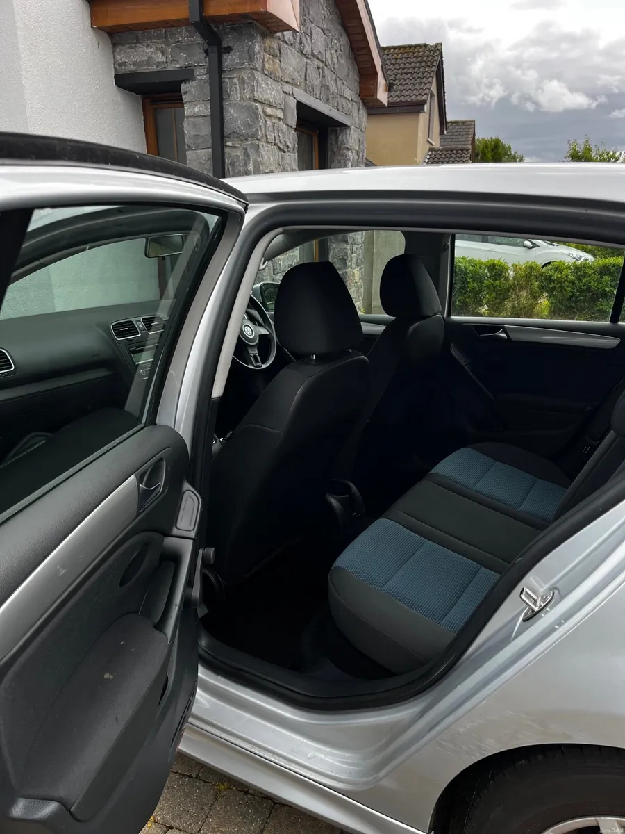 Volkswagen Golf 2012 - Image 5