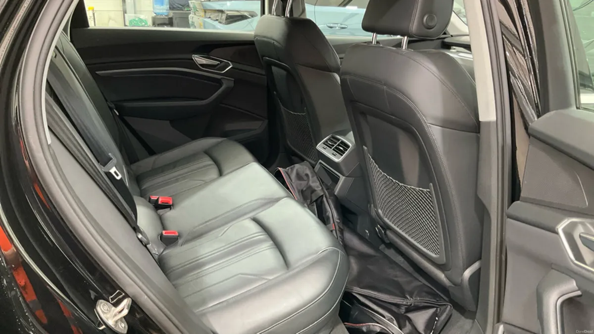 AUDI ETRON SPORT 55 QUATTRO 95KwH BATTERY - Image 4