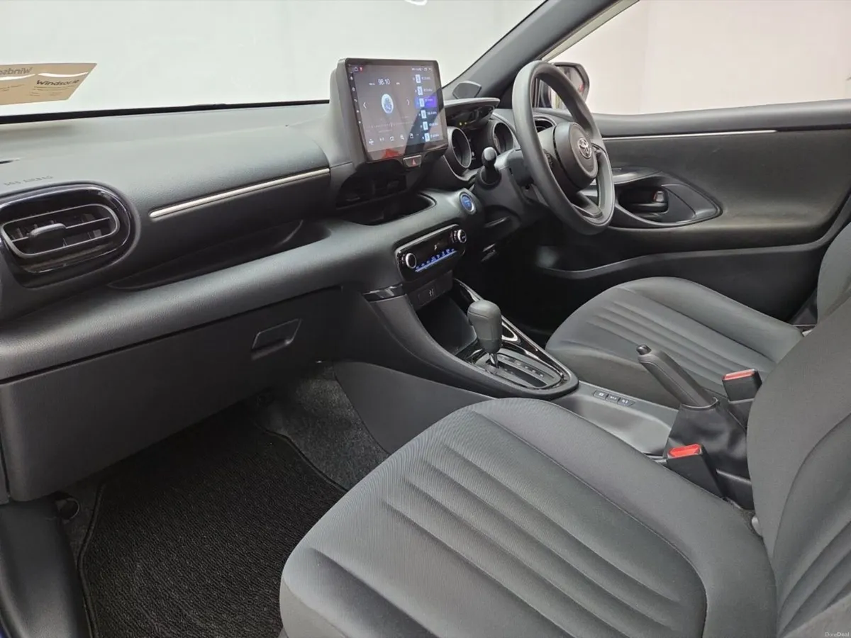Toyota Yaris G - Image 4