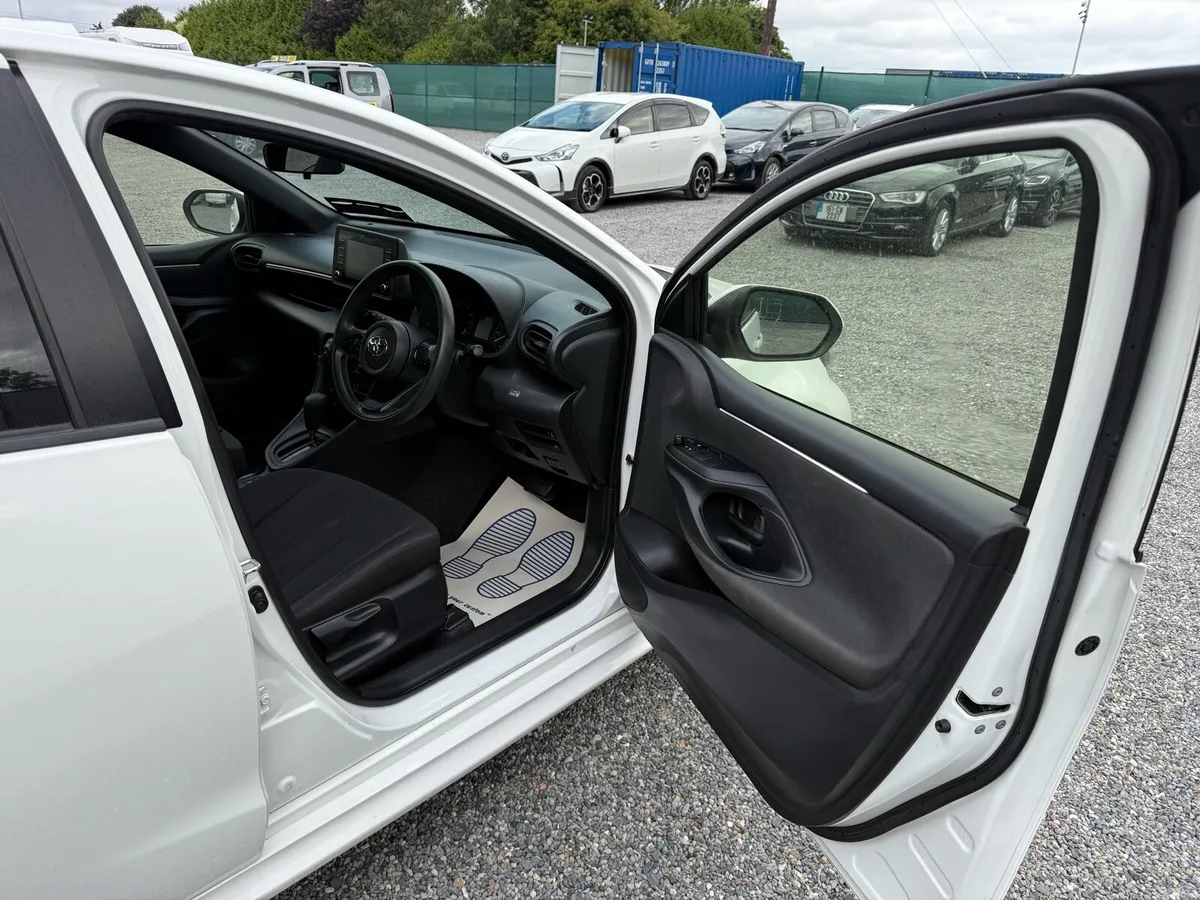 Toyota Yaris 2021 1.0 Petrol/Automatic - Image 6