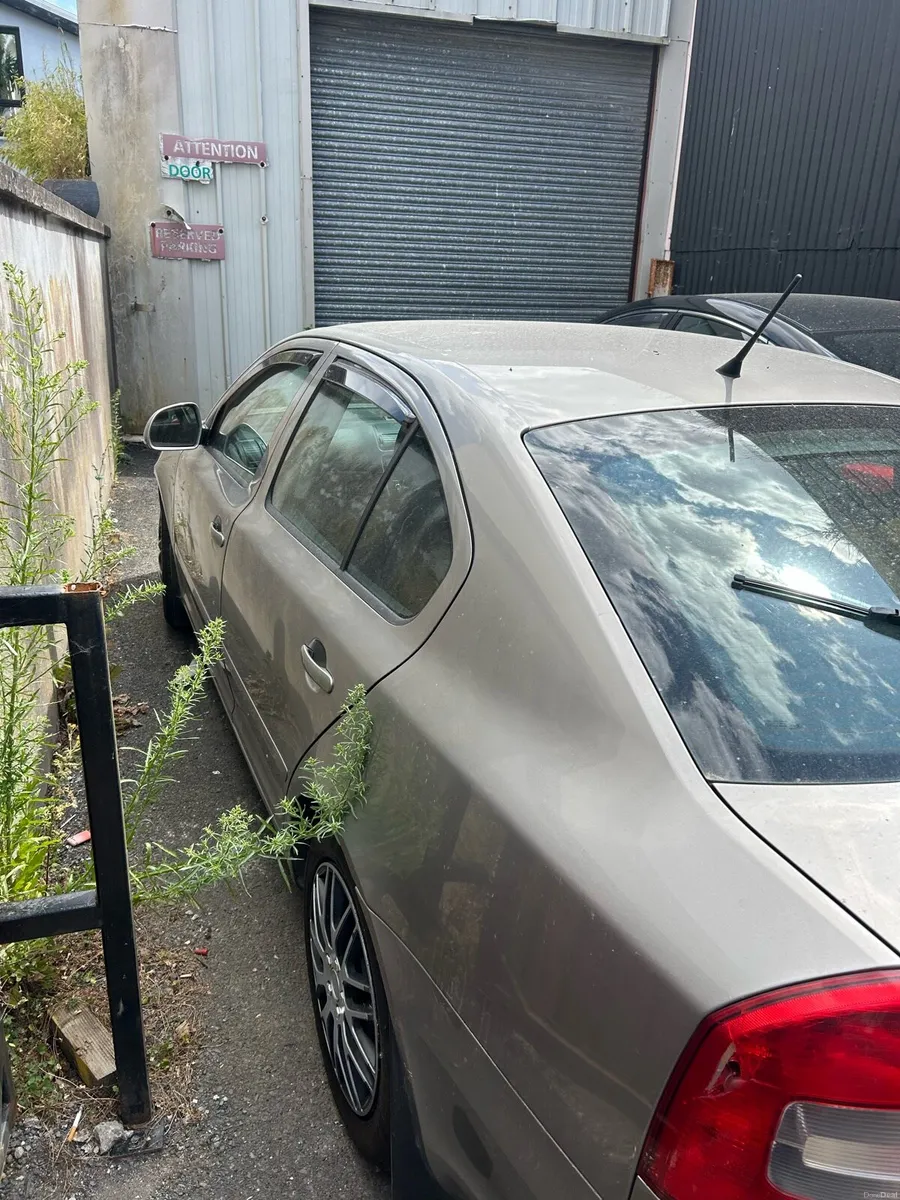 Skoda Octavia 2.0 Diesel - Image 2