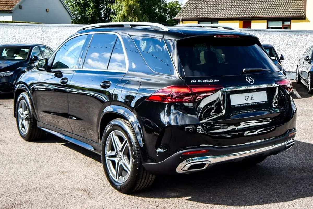 Mercedes-Benz GLE 350de AMG 4Matic Pan Roof NEW 26 - Image 4