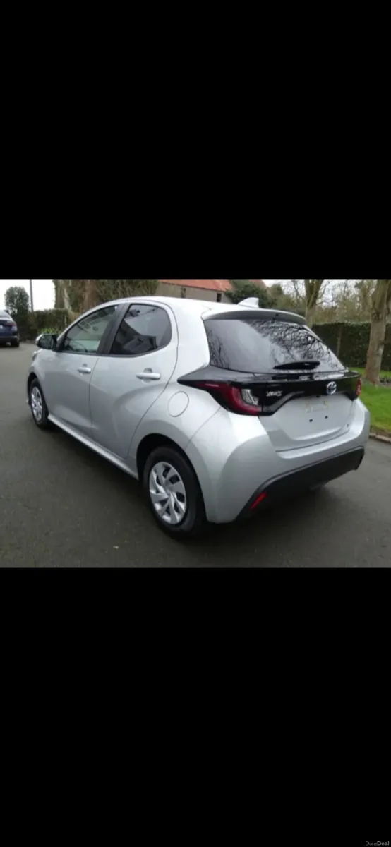 Toyota Yaris 2021 - Image 4