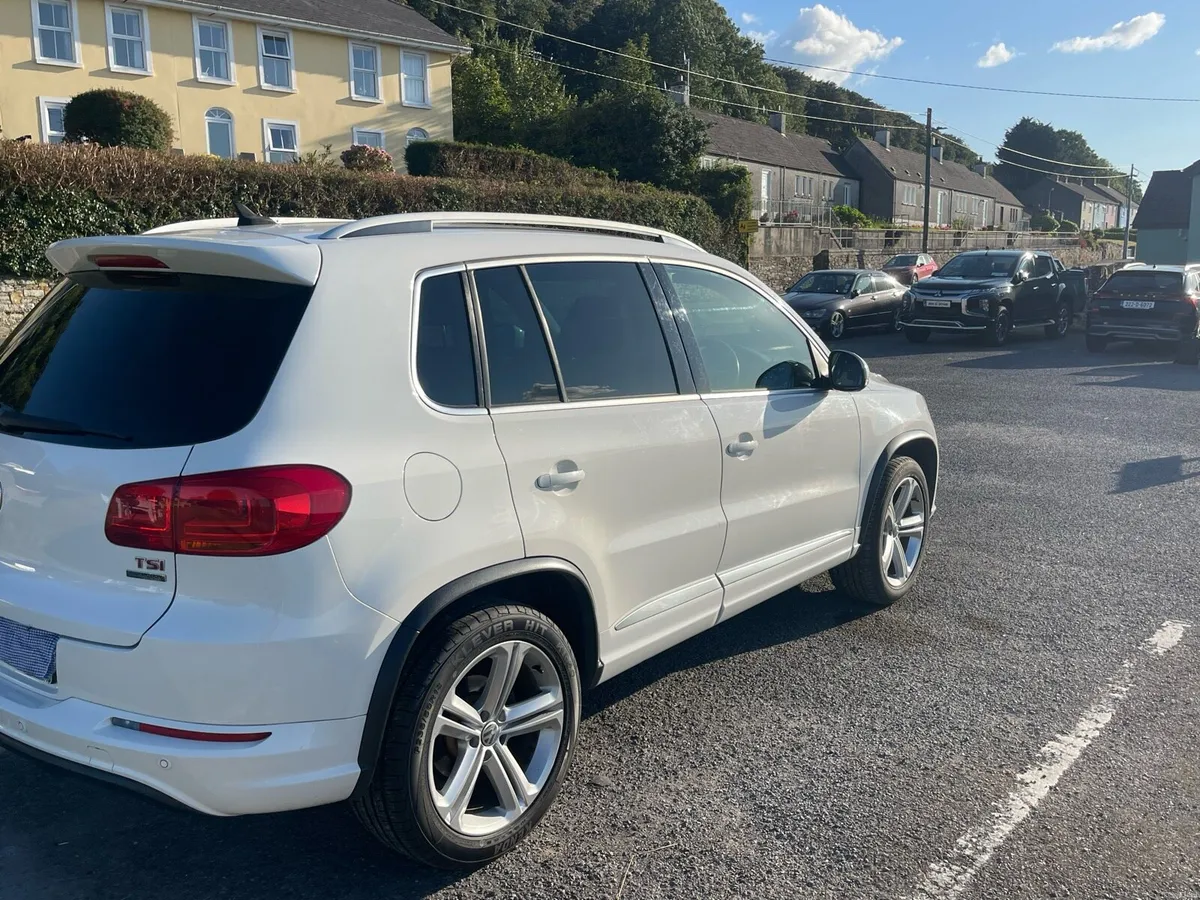 Volkswagen Tiguan - Image 5