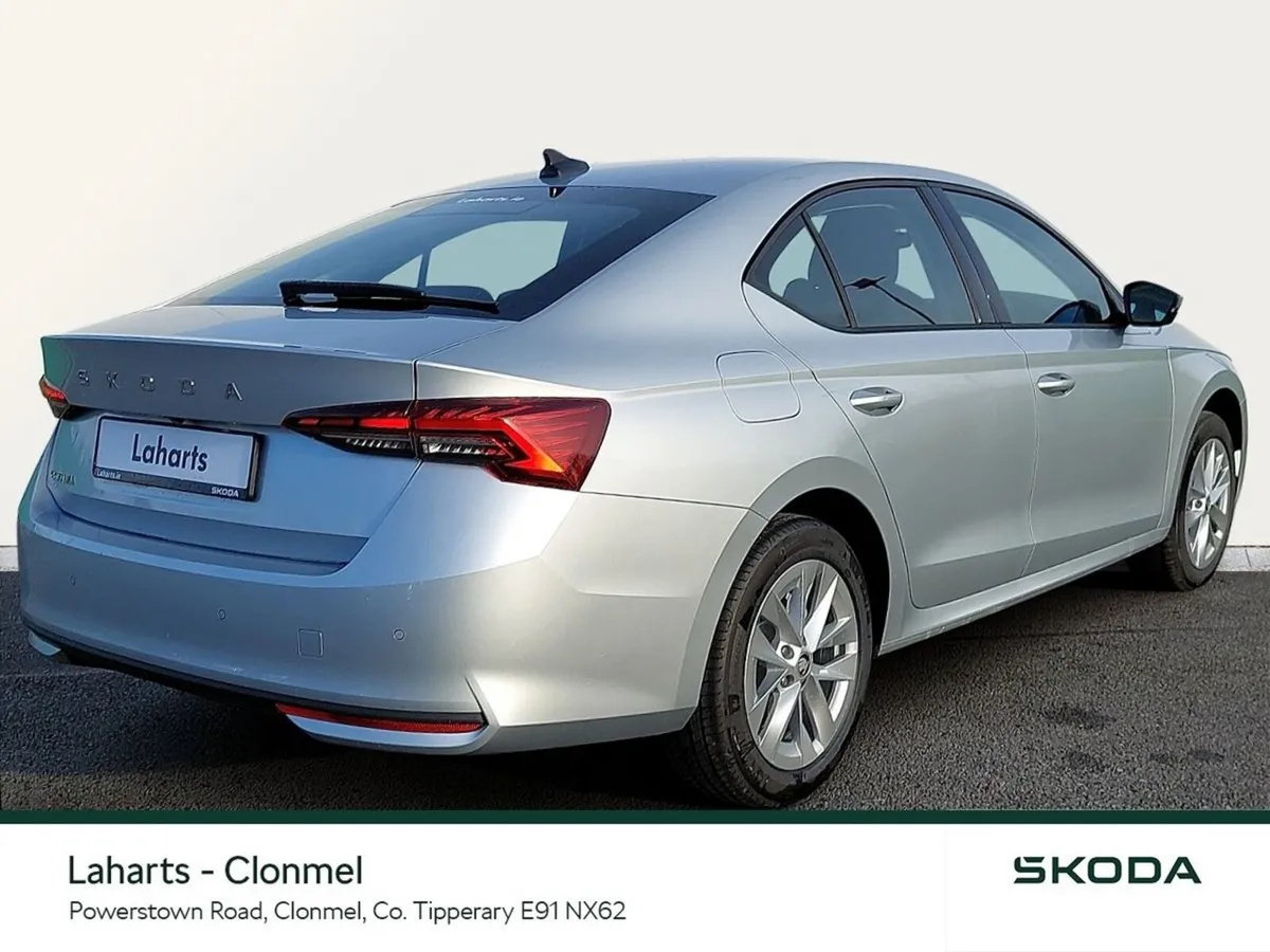 Skoda Octavia SELECTION 2.0TDI 115HP *EX DEMO LOW - Image 5