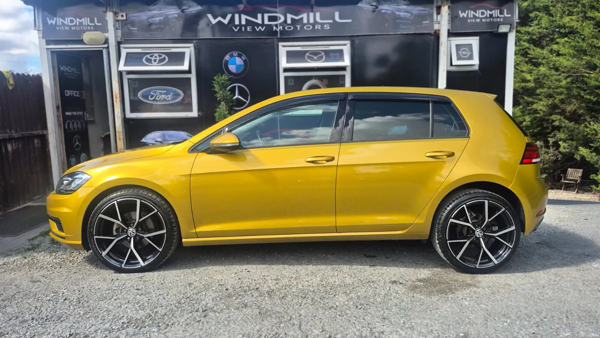 Volkswagen Golf 1.2 Automatic 2018 - Image 6