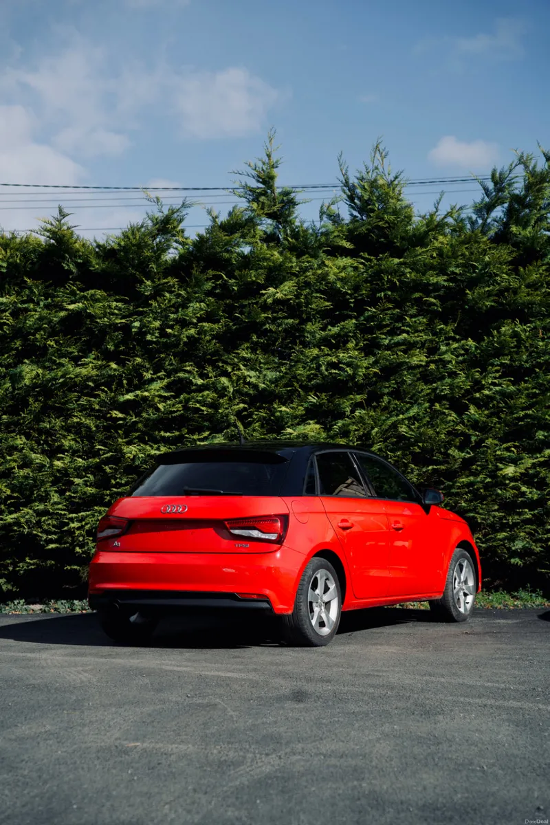 Audi A1 1.0 Sportback 2018| Dual tone - Low miles - Image 3