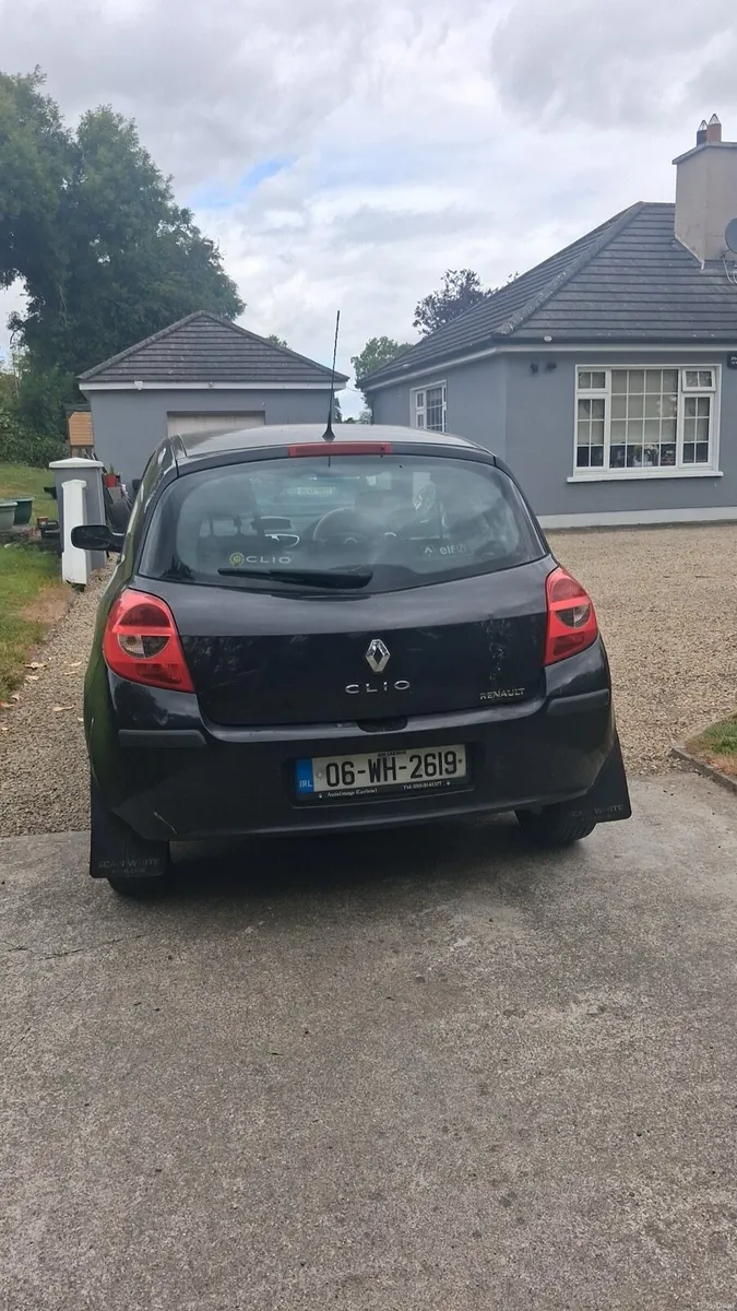 Renault Clio - Image 2
