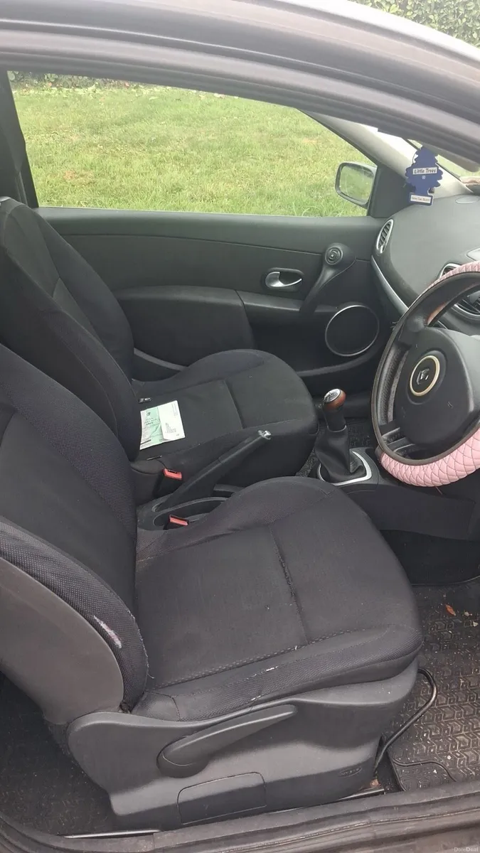 Renault Clio - Image 4