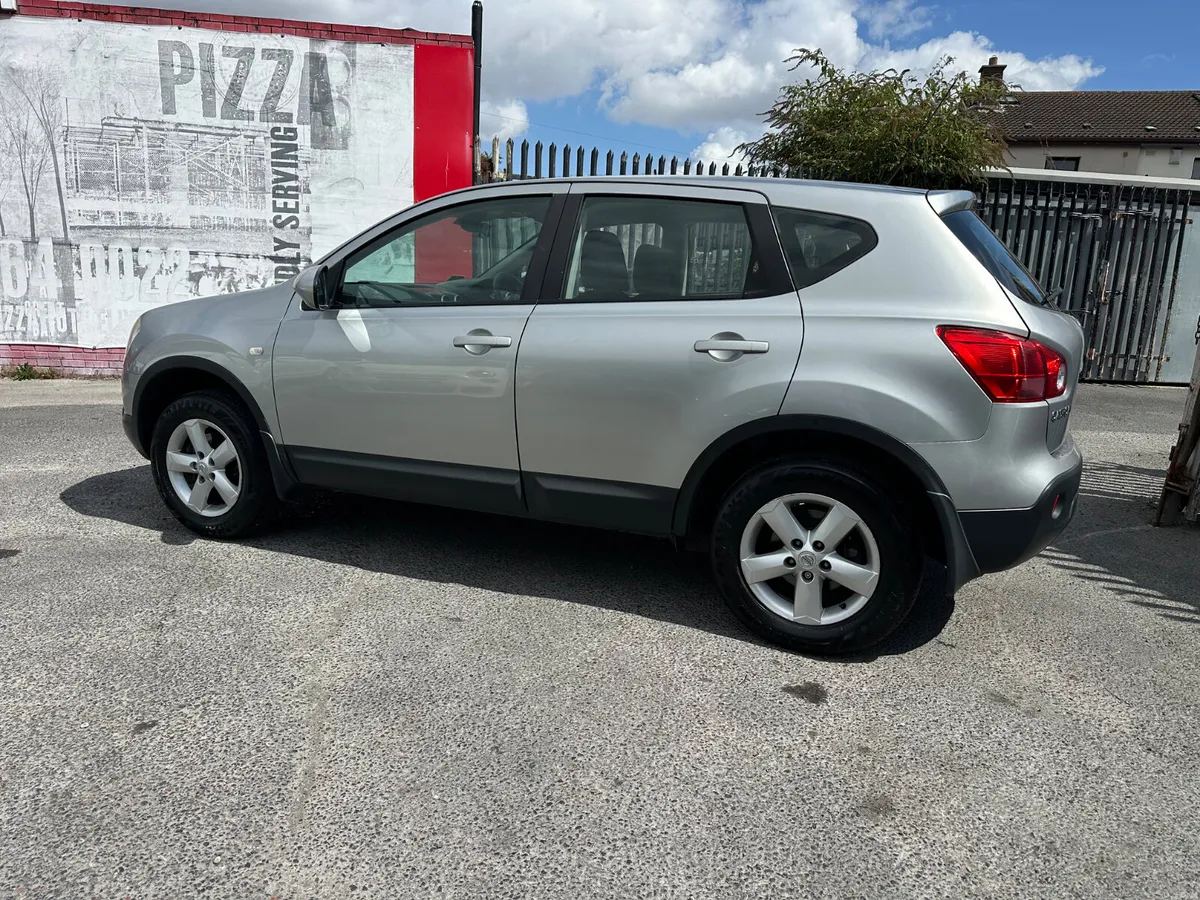 Nissan Qashqai 1.6 Petrol NCT TAX LOW KMS - Image 6
