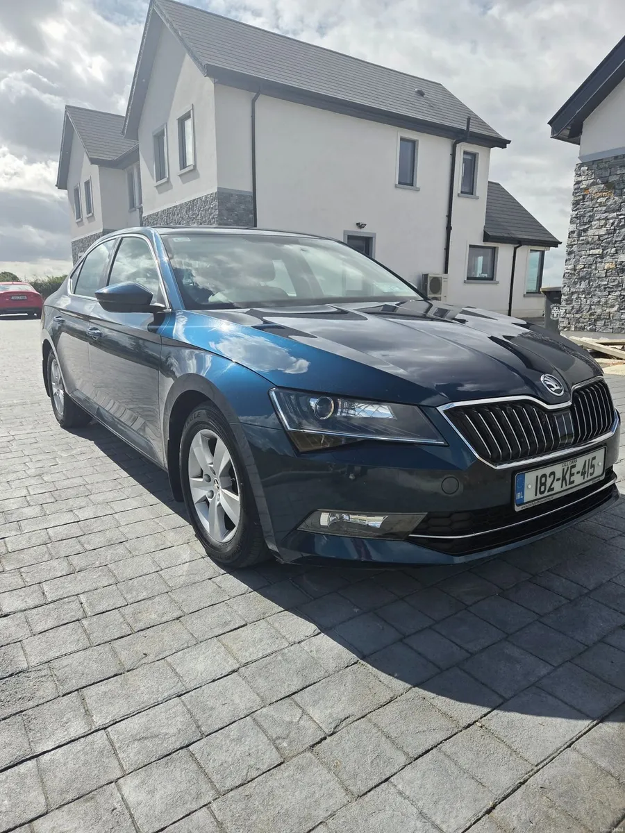 Skoda Superb 2018 - Image 1