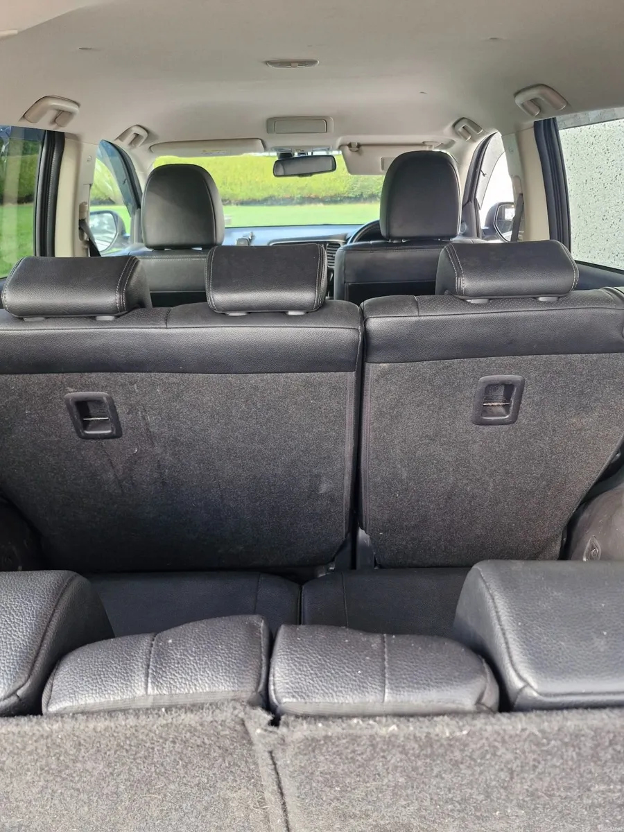 Mitsubishi Outlander ** 7 seater ** - Image 5